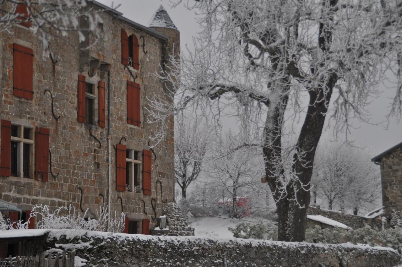 Manoir Du Grail Bed & Breakfast Devesset ภายนอก รูปภาพ