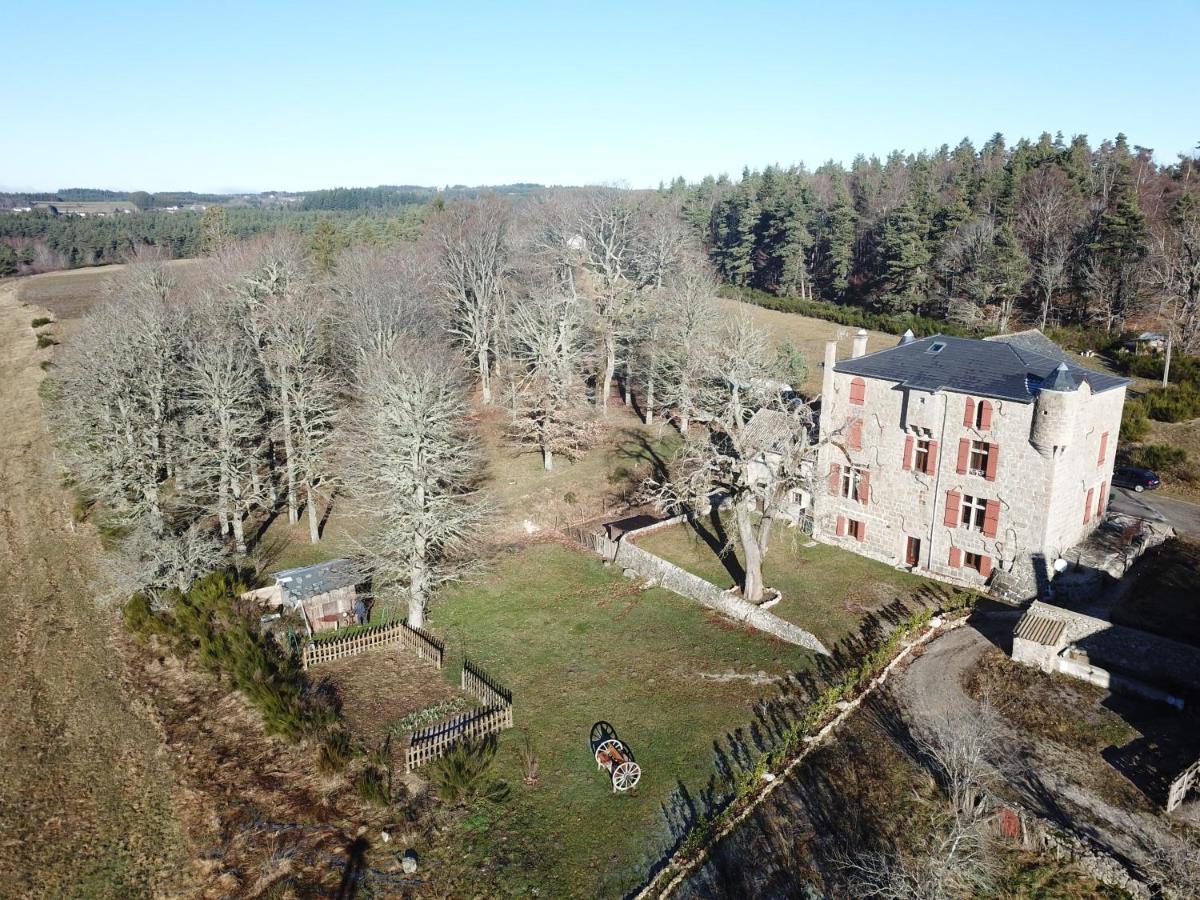 Manoir Du Grail Bed & Breakfast Devesset ภายนอก รูปภาพ